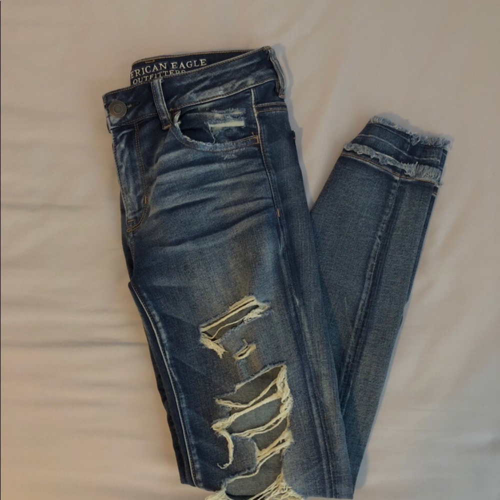 American Eagle super stretch ripped jeggings